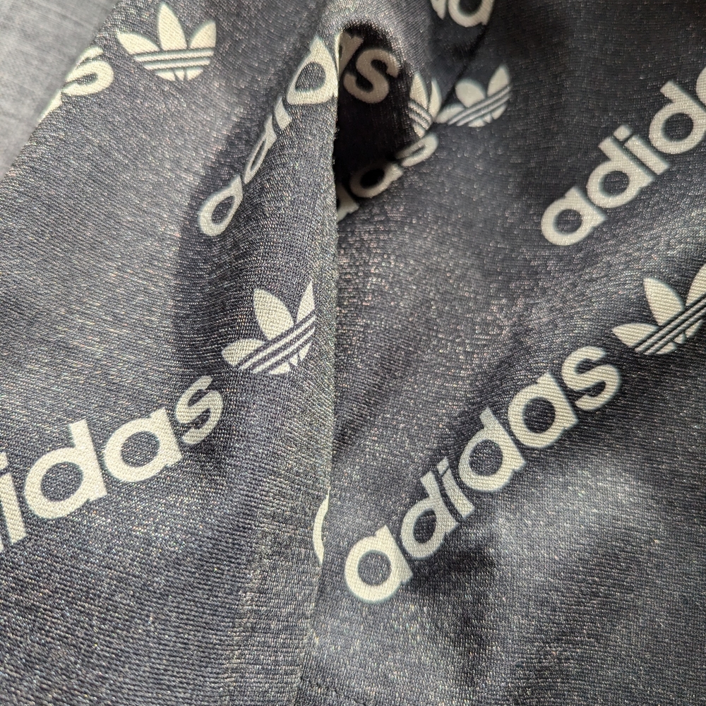 Adidas Originals Logomania Black Long Sleeve Crop Top - Picture 4 of 6